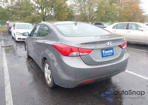 2013 Hyundai Elantra Gls from USA, damaged, VIN 5NPDH4AE4DH419795